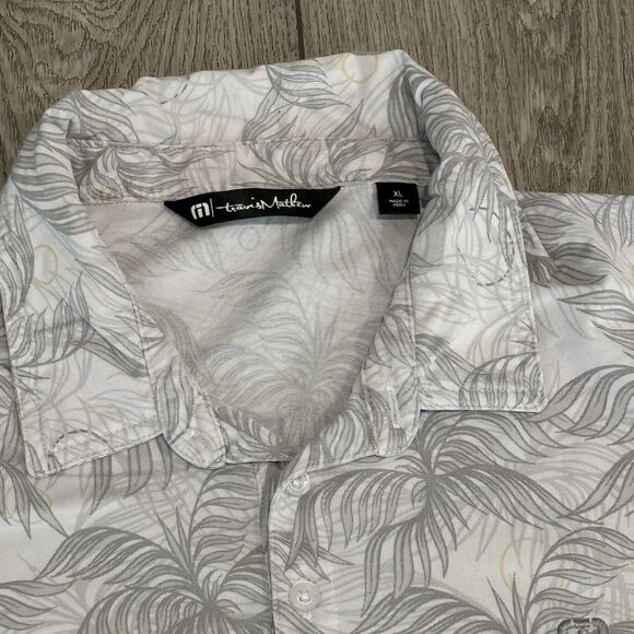 Travis Mathew Golf Polo Shirt Mens XL Grey Floral Palm Tree Athletic Tropical - Picture 2 of 7
